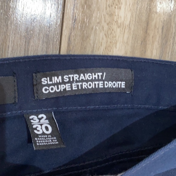 Joe Fresh slim straight 32/30 - Picture 3 of 9